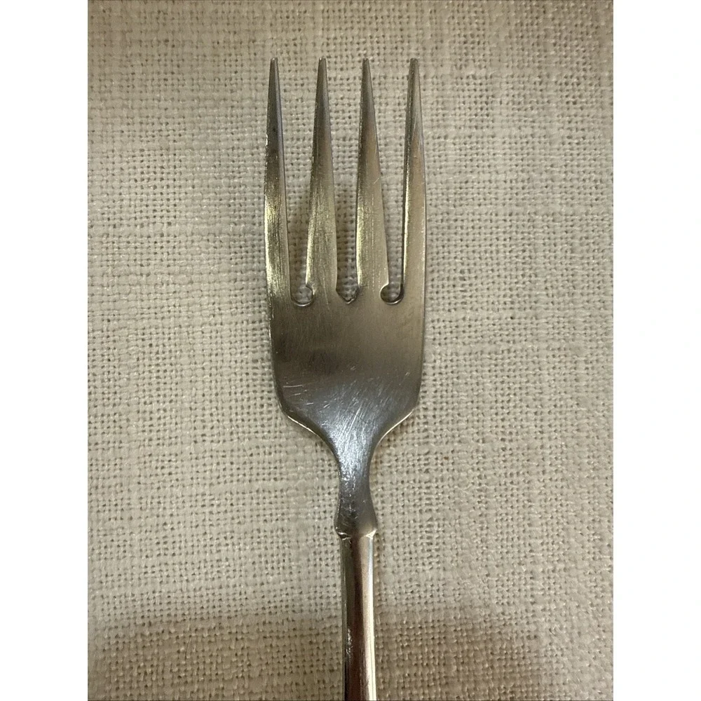 Oneida Golden Juilliard Cube Heirloom Stainless Flatware Gold Tip Salad Fork